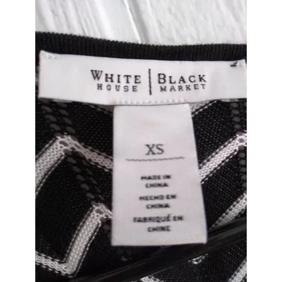 White House Black Market Women’s Chevron Knitted Long Sleeve Short Dress Sz XS - Picture 3 of 5